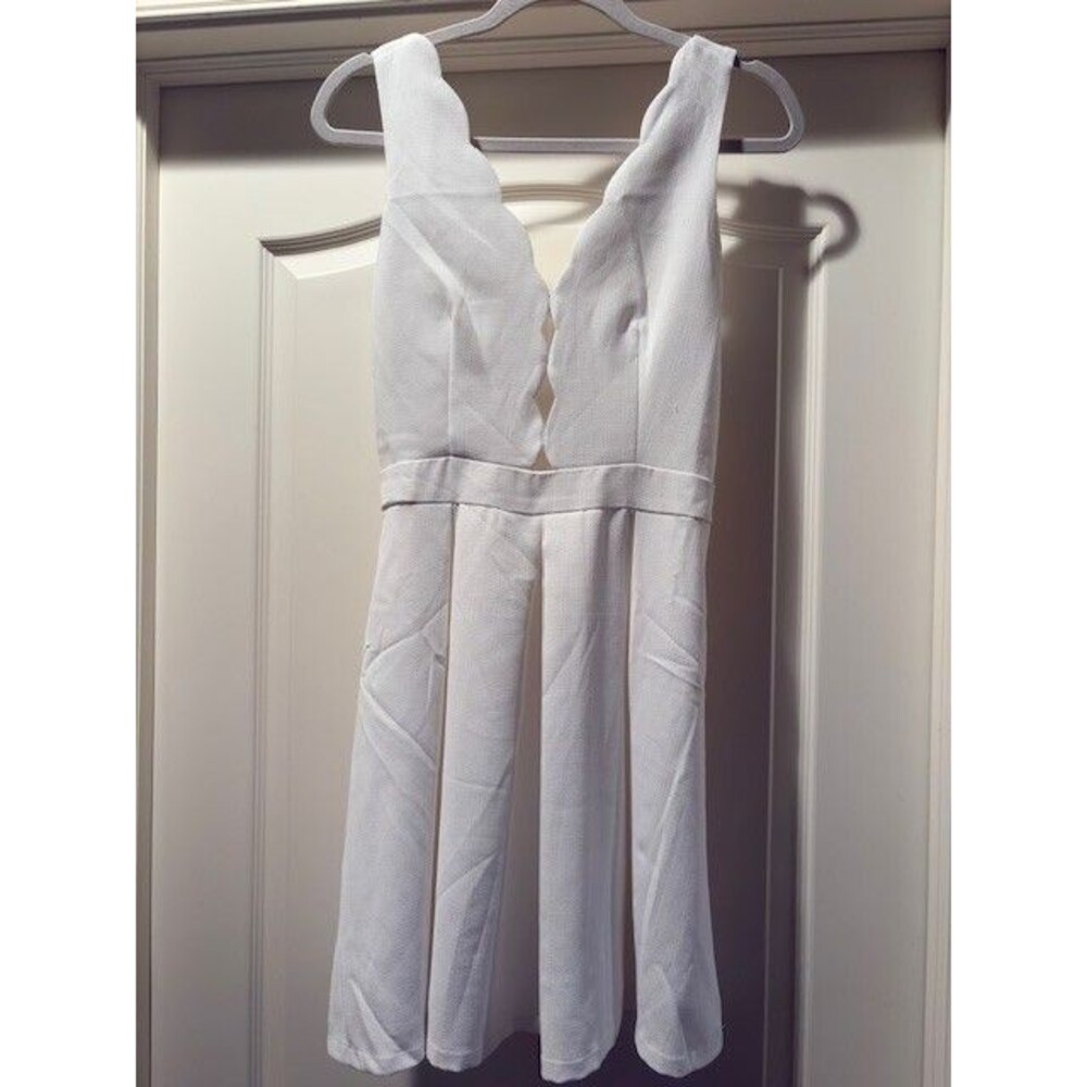 Adeline Rae White  Sweetheart‎ Dress Size Small Baby Doll Y2K Capsule